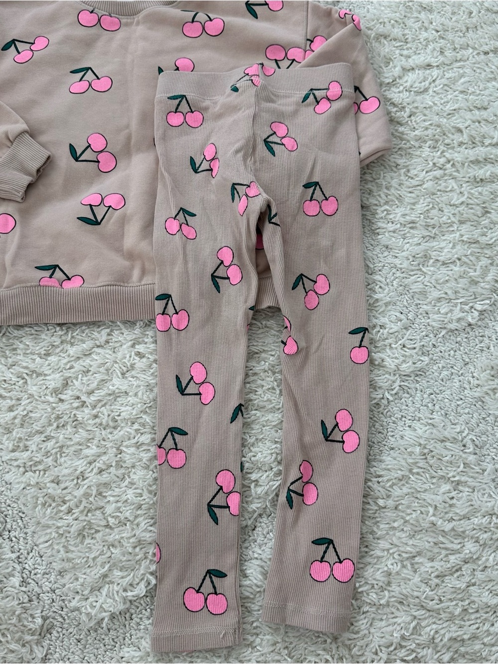 Zara Pink Cherry Set - Picture 4 of 7